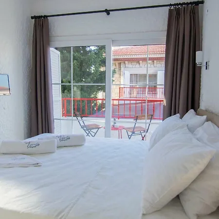 Le Vent Alacati Nocleg ze śniadaniem *