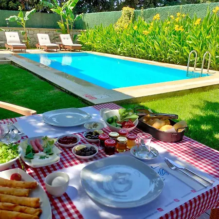 Alojamento de Acomodação e Pequeno-almoço Le Vent Alaçatı Çeşme