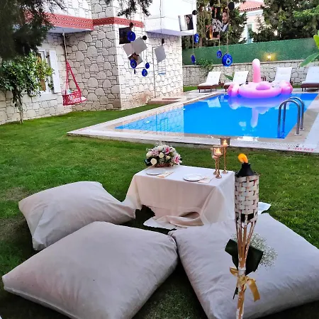 Le Vent Alacati Bed & Breakfast *